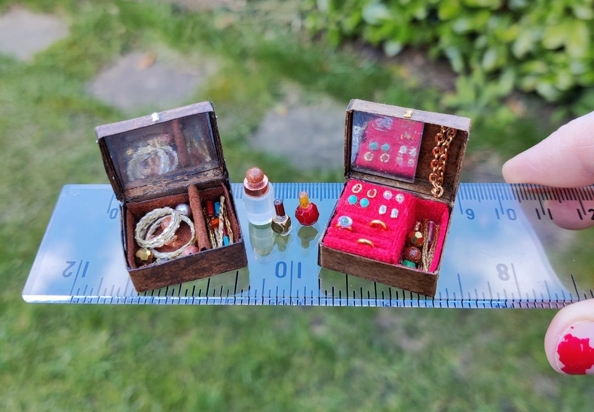 1:12 scale miniature doll house jewellery boxes.