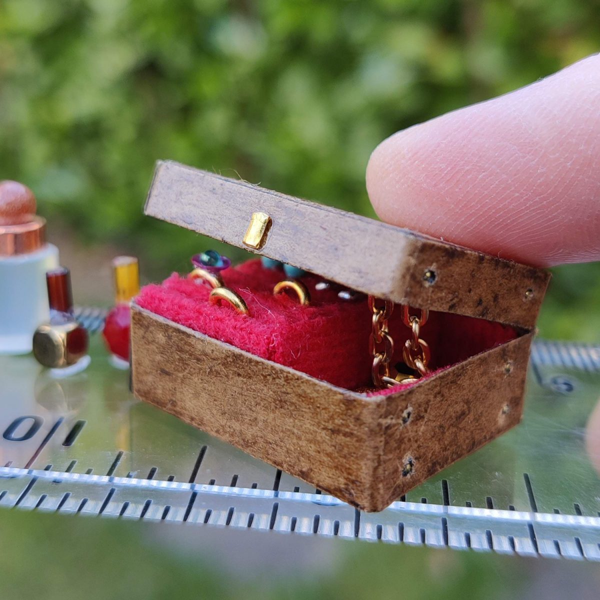 1:12 scale miniature jewellery box